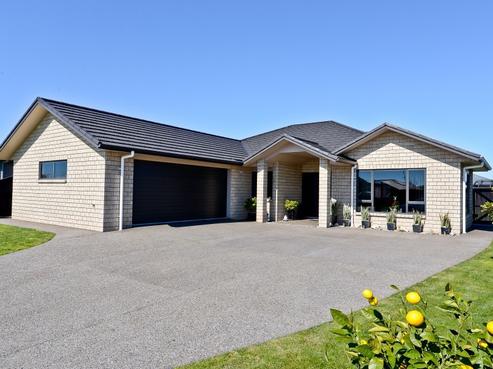 66 Aquila Crescent, Rototuna North