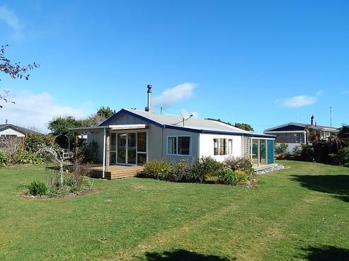 24 Golf Links Road, Carters Beach