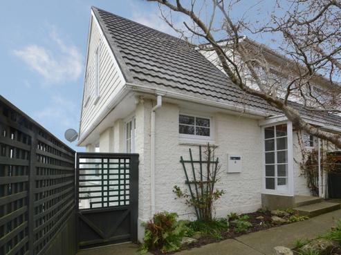 18A Albert Street, Gladstone