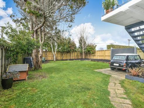 1/267 Meola Road, Point Chevalier