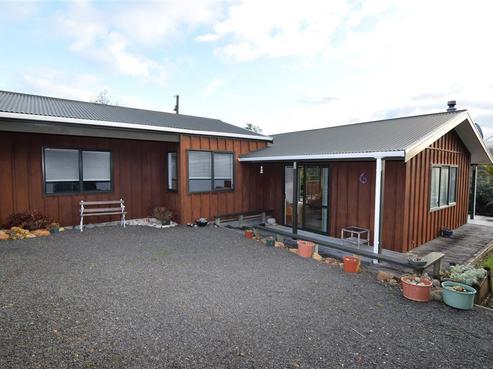 275 Main Road, Tairua