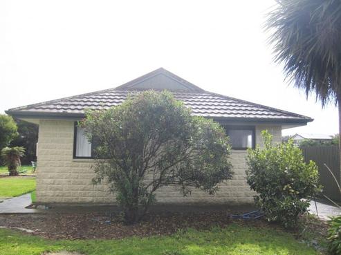 6 Kiharoa Street, Otaki Beach