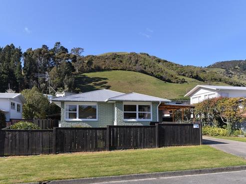 17 Rainbow Drive, Atawhai