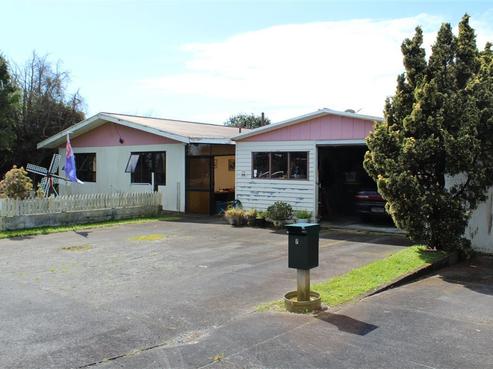 11 Cumming Street, Okato