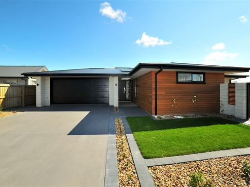 44 Liffey Springs Drive, Lincoln