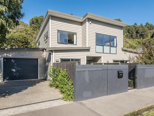 435 Muritai Road, Eastbourne