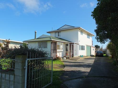 15 Andresen Street, Foxton Beach