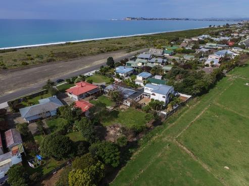 101 Rogers Road, Bay View