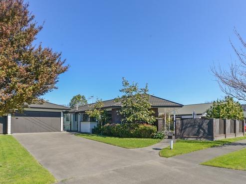 41 Whiting Crescent, Greenmeadows