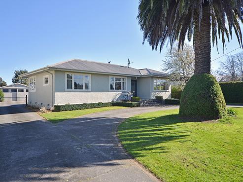 99 Hillcrest Street, Solway