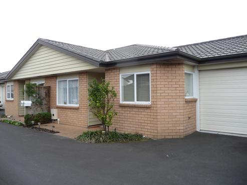 16D Enderley Avenue, Enderley