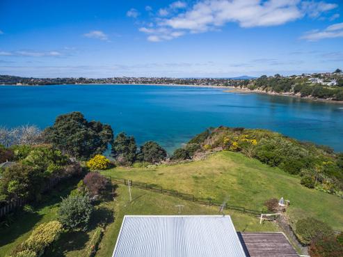 69 Swann Beach Road, Stanmore Bay