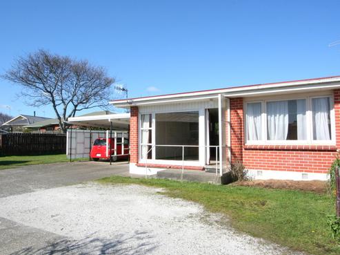 15 Clifton Street, Windsor