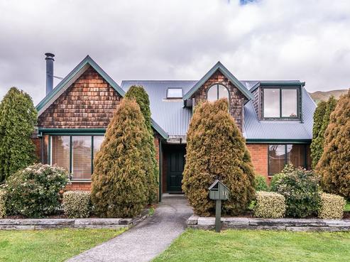 2/17 Waitui Crescent, Waiwhetu