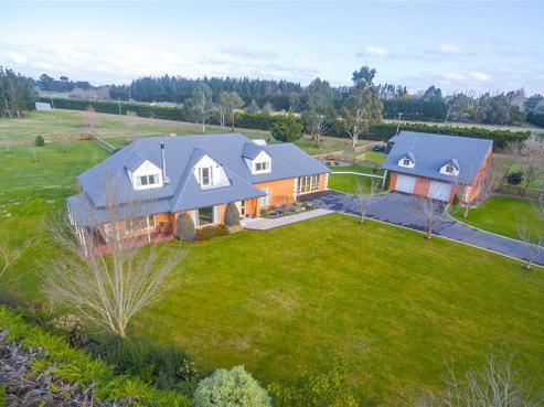 1004 Weedons Ross Road, West Melton