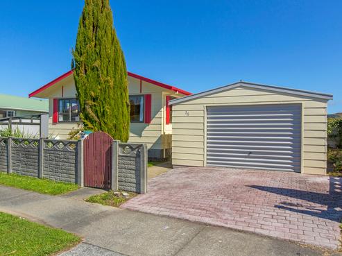 38 Mossburn Grove, Kelson