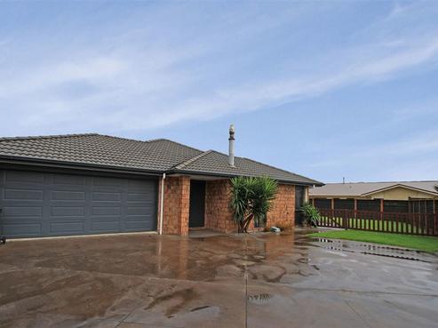 8B Amy Way, Bell Block