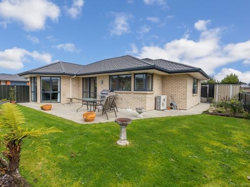 19 Diamond Grove, Brown Owl