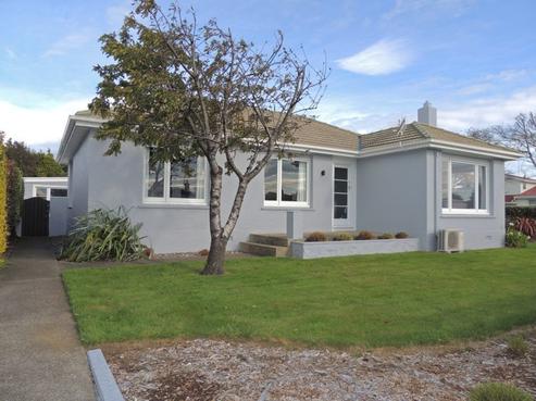 381 Saint Andrew Street, Glengarry