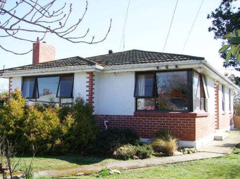 12 Centennial Avenue, Milton