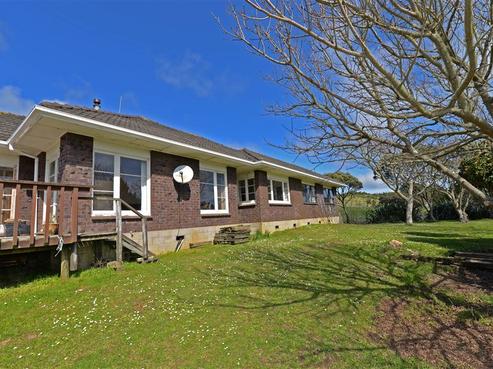 253 Taiapa Road, Muriwai