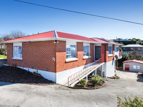35 Duckworth Street, Andersons Bay