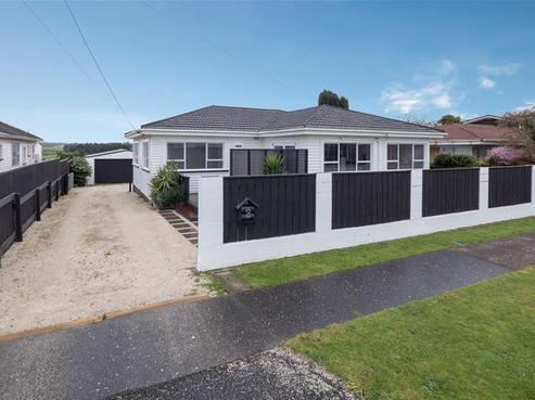 2 Clifford Street, Hawera