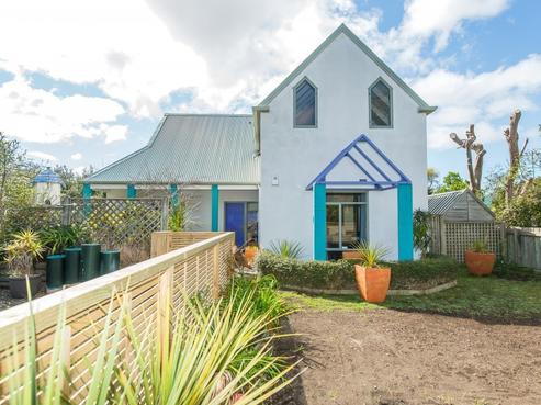 130 Great North Road, Otamatea