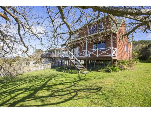 17 Brigitte View, Snells Beach