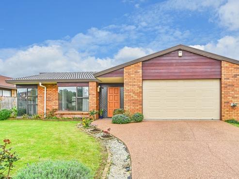 8 Britannia Place, Half Moon Bay