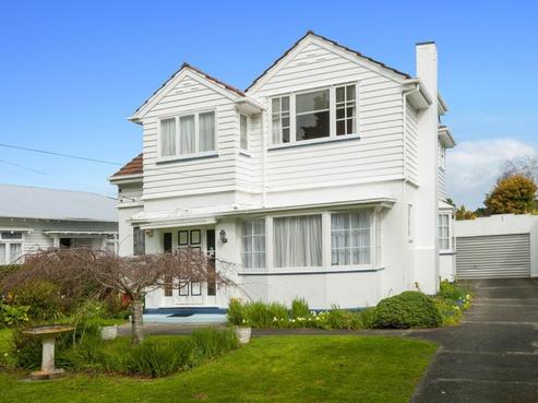 6 Totara Crescent, Woburn