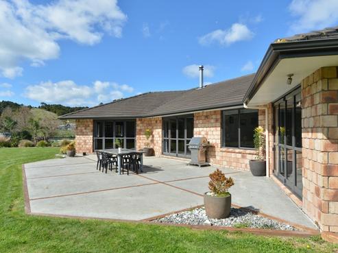 571 Kara Road, Maungatapere