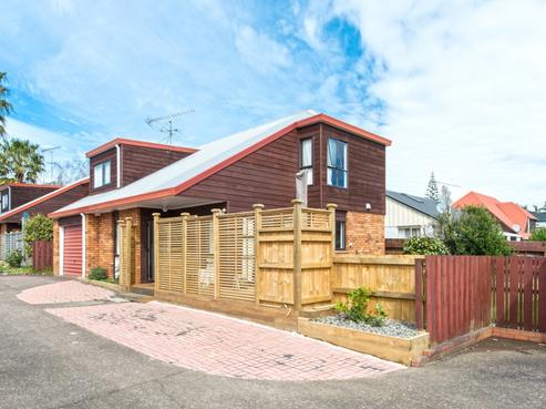 3/72 Moore Street, Howick