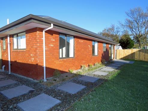 1A Davis Crescent, Netherby