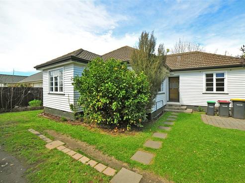 8 Sawyers Arms Road, Northcote