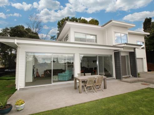 4C West Lynn Road, Titirangi