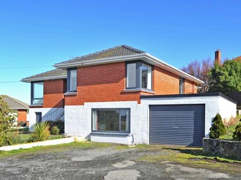 16 Norman Street, Tainui