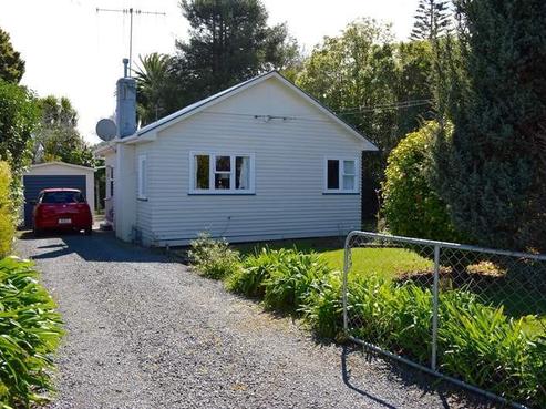 13 Dunstan Street, Otaki