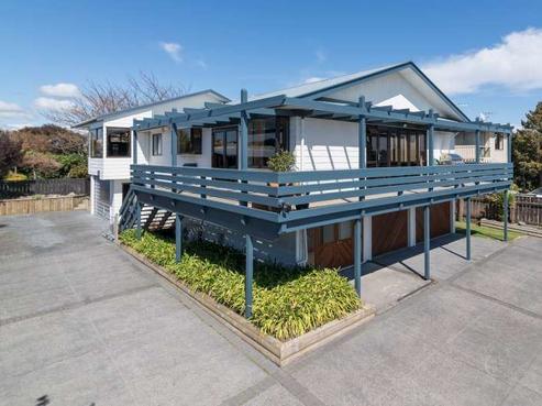 80 Wharewaka Road, Wharewaka