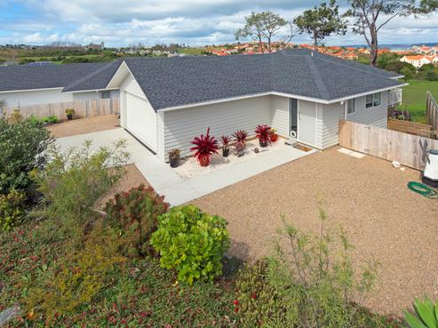 284 Alec Craig Way, Gulf Harbour