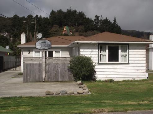 9 George Street, Stokes Valley
