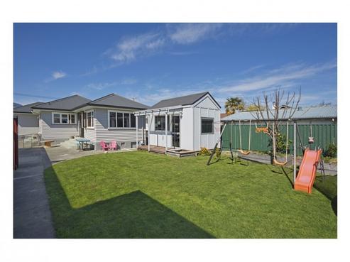 18 Bolt Road, Annesbrook