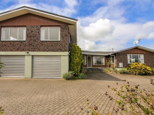 62 Kurupae Road, Hilltop