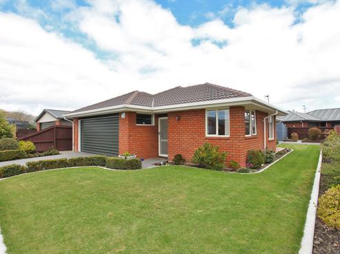 131 Bayswater Crescent, Bromley