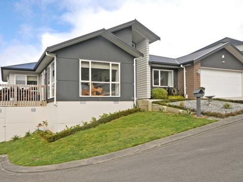 12 Tara Place, Belmont