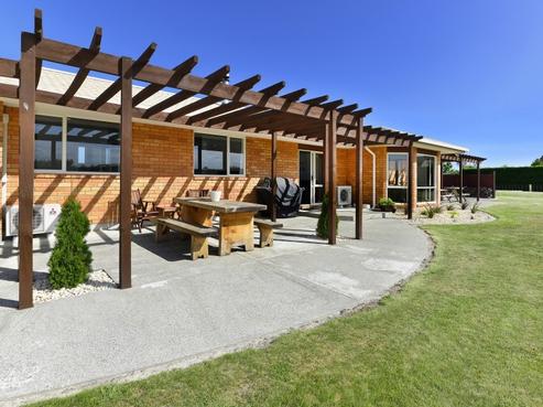 42 Stott Drive, Darfield