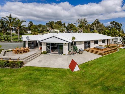 108 Griffin Road, Maungaturoto