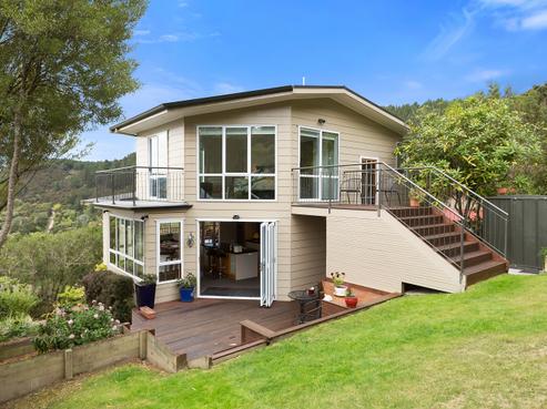22 Thornicroft Road, Waitati