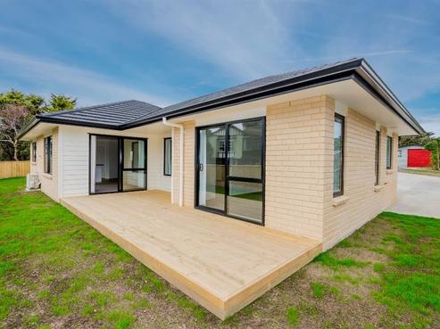6 Health Camp Road, Otaki Beach