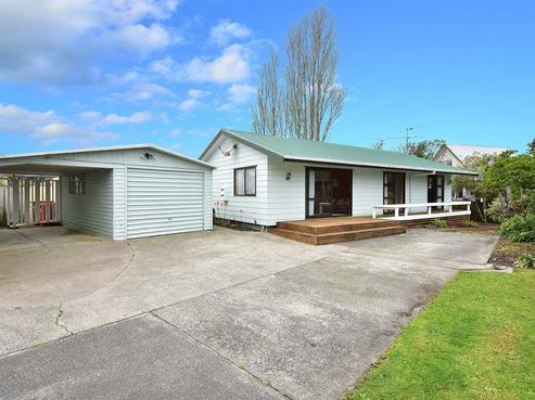 30B Pine Road, Orewa